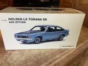 1:18 biante holden A9X Hatchback Atlantis Blue