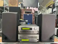 在飛比找Yahoo!奇摩拍賣優惠-DENON D-120 床頭音響 CD AUX 收音機 維修