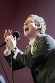 Ricky Wilson of The Kaiser Chiefs rehearses ahead of The Brit Awar- Old Photo 1