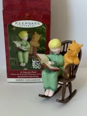 2001 Disney/Hallmark Keepsake Ornament Winnie the Pooh and Christopher Robin