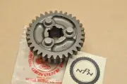 NOS Honda CA160 CB160 CL160 Second 2nd Countershaft Gear 32T 23441-216-000