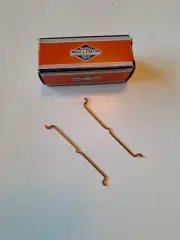 (2) NOS OEM Genuine Briggs & Stratton Engine Governor Links. Part 260457
