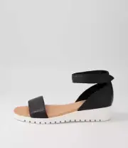 New Django & Juliette Makally Black Leather Sandals Ws Womens Shoes Casual