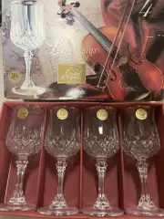 Cristal D'Arques Longchamp Gold 24% Lead 5.75 oz Wine Glass set of 4