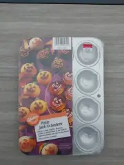 WILTON Mini Pumpkin Jack O Lantern Cake Cupcake Muffin Pan Mold Halloween VTG