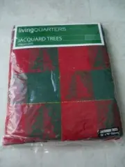 LivingQuarters Jacquard Plaid Green/Red Trees Tablecloth Oblong 52” X 70” 99% Co