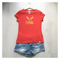 在飛比找Yahoo!奇摩拍賣優惠-adidas 女生短袖T恤 熱情西班牙隊 FIFA世足官方紀