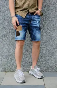 在飛比找Yahoo!奇摩拍賣優惠-DSQUARED2 D2 22FW MARINE SHORT