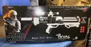 2017 Hasbro Disney Nerf Rival Star Wars First Order Stormtrooper Blaster ( NIB )
