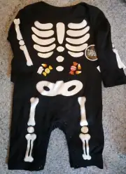 Baby Halloween Skeleton Glow In The Dark One Piece. NWT. Sz 0-3m. NWT