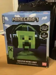 Minecraft Creeper Gaming Headphone Headset Light-Up Light Stand