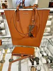 Michael Kors Vincent Large Luggage Brown Leather Tote & Double Zip Wallet Set