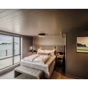 Henningsvaer Bryggehotell By Classic Norway Hotels