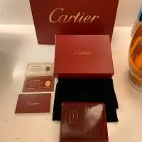 在飛比找蝦皮購物優惠-卡地亞 Cartier 9.5成新的短夾～多年前歐洲購入，台