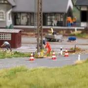 Busch 7801 - 1/87/H0 Asphaltsäge - New