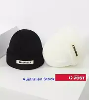 ESSENTIALS Men’s Knitted Beanie