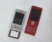 在飛比找Yahoo!奇摩拍賣優惠-Sony Ericsson W910i  W705i 共2隻