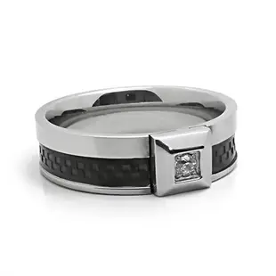 《 QBOX 》FASHION 飾品【R10022551】精緻個性格紋方形鑲鑽鈦鋼戒指/戒環