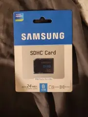 Samsung 8GB SDHC Card Class 4 (24MB/s Transfer Speed)
