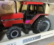 ERTL 1/16 Case International MAXXUM 4WD 5130 Tractor In Box Case IH #696