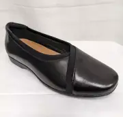 CLARKS 26155062 UN DARCEY EASE 2 BLACK DRESSY LEATHER FLAT 7M