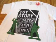 Uniqlo x Pixar Toy Story Green Army Men’s t-shirt sz XL disney tee woody buzz
