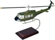 U.S. Army Bell UH-1 Huey Iroquois Desk Top Display Helicopter 1/32 SC Model New