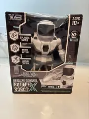 XB Gesture Control Battle Robot White W-01 Complete New in box