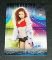 2017 Benchwarmer SCARLETT KEEGAN Dreamgirls #72 Green Foil Variant/5 PLAYBOY Hot