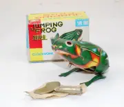 Vintage 1940's Clockwork Tin Litho Wind Up 2 1/4 Jumping Frog Toy New In Box