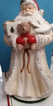 NEW IN BOX, NEVER USED - SPODE Christmas Tree 16.5" Santa White Cookie Jar