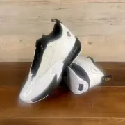 Nike Air Jordan Max Aura 6 Mens Size 11 White Metallic Gold Black FQ8298 101