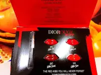 在飛比找Yahoo!奇摩拍賣優惠-DIOR Dior 迪奧 超惹火唇膏四色試用卡 4*0.5M