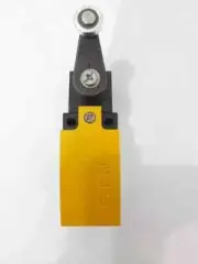 Chave Fim De Curso Angular Metalica Lsm-11/rl 1na+1nf- Eaton