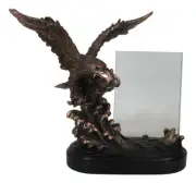 American Bald Eagle Catching Fish In Water Statue With 4X6 Engravable Glass