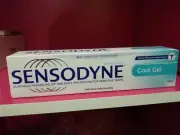 2xSENSODYNE Sensitivity Toothpaste Teeth Cavity Prevention Cool Gel Flavor -FS