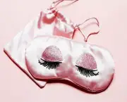 Dilly's Collections Eye Mask - Glitter Eye Lashes - Sleep Eye Mask - Pink