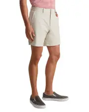 Vineyard Vines 7 On The Go Shorts