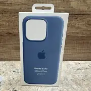Apple Silicone Case MagSafe for iPhone 15 PRO Winter Blue MT1L3ZM/A NIB