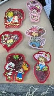 Strawberry Shortcake, Rainbow Brite Character Shaker Retractable Badge Reels