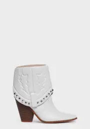 Country Step Cowboy Boots
