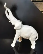 9942987-ds Wagner&Apel Porcelain Figure Elephant White 24x30, 5cm