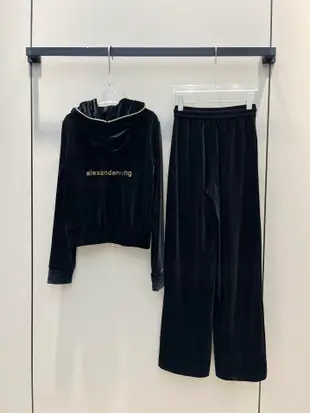 【King女王代購】Alexander Wang 23年秋冬新款氣質絲絨套裝 撞色金屬帶帽開衫+闊腿褲女 黑色 SML