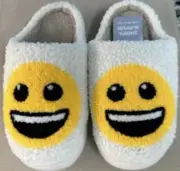 Smiley Face Women's Ivory White Fluffy Warm No-Slip Lounge Slippers - (XL) 11-12