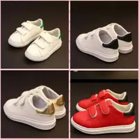 在飛比找蝦皮購物優惠-韓國男童女童休閑運動鞋學生板鞋兒童小白鞋單鞋 t (預購)綠