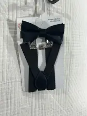 Wonder Nation Black 2 Piece Boys Suspended And Tie Set NWT
