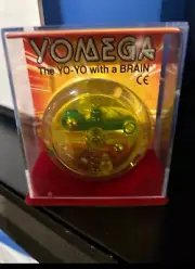 Yomega Brain Maui Limited Edition yoyo Clear w/ Clear Yellow Caps RARE ORIG BOX!