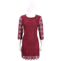 在飛比找Yahoo奇摩購物中心優惠-ERMANNO SCERVINO 紅色縷空織花七分袖蕾絲洋裝