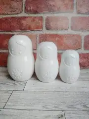 Fred & Friends M-CUPS Matryoshka Measuring Cups Set of 6, White 3 nesting dolls