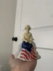 AVON TOPAZE Cologne Vintage BETSY ROSS Bi-centennial 1976 Perfume Bottle Full